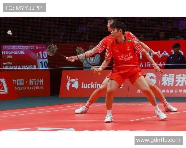 赛后分析:上海羽毛球队与深圳羽毛球队的实力对决与战术较量 赛后分析:上海羽毛球队与深圳羽毛球队的实力对决与战术较量