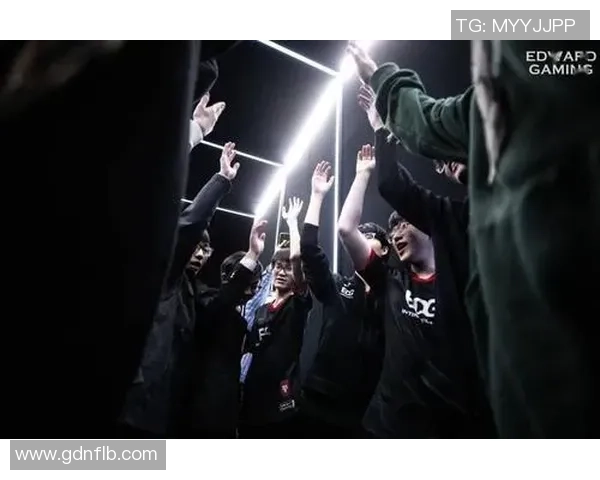 赛后复盘：上海羽毛球队与南京羽毛球队的竞技状态分析与比较