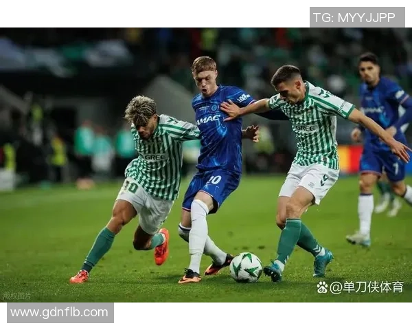 世界杯激战里昂与切尔西鏖战成平局补时进球点燃全场热情