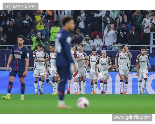 英超焦点战：拜仁与皇马激战成平局乌龙球成比赛转折点解析