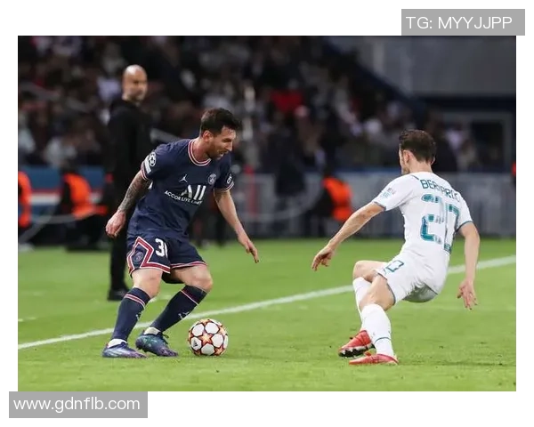 巴黎圣日耳曼逆转尤文图斯友谊赛精彩绝杀瞬间引发全场狂欢