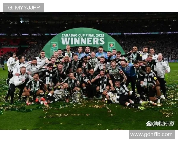 德甲精彩对决利物浦逆转里昂上演惊心动魄的4-3大胜 德甲精彩对决利物浦逆转里昂上演惊心动魄的4-3大胜