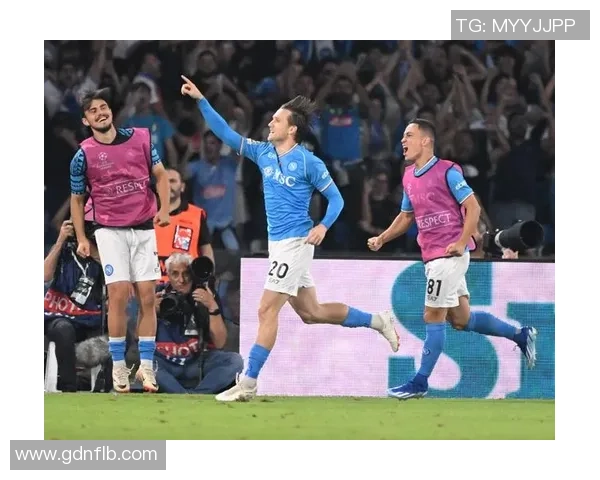 皇马友谊赛大胜那不勒斯神奇扑救点燃全场激情 皇马友谊赛大胜那不勒斯神奇扑救点燃全场激情