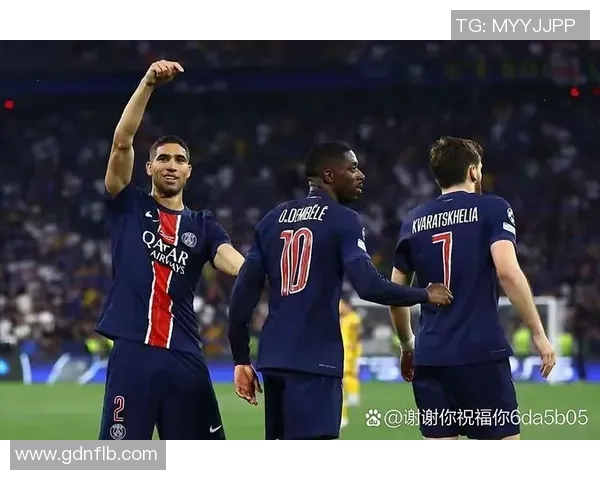 波尔图友谊赛完胜巴黎圣日耳曼点球大战引发全场热烈反响