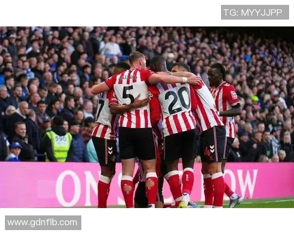 英超精彩对决波尔图逆转那不勒斯神扑时刻点燃全场激情 英超精彩对决波尔图逆转那不勒斯神扑时刻点燃全场激情